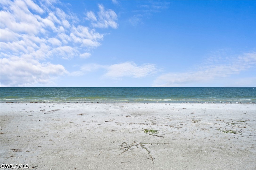 2 Bed Waterfront Home for Sale in Sunset, photo 24