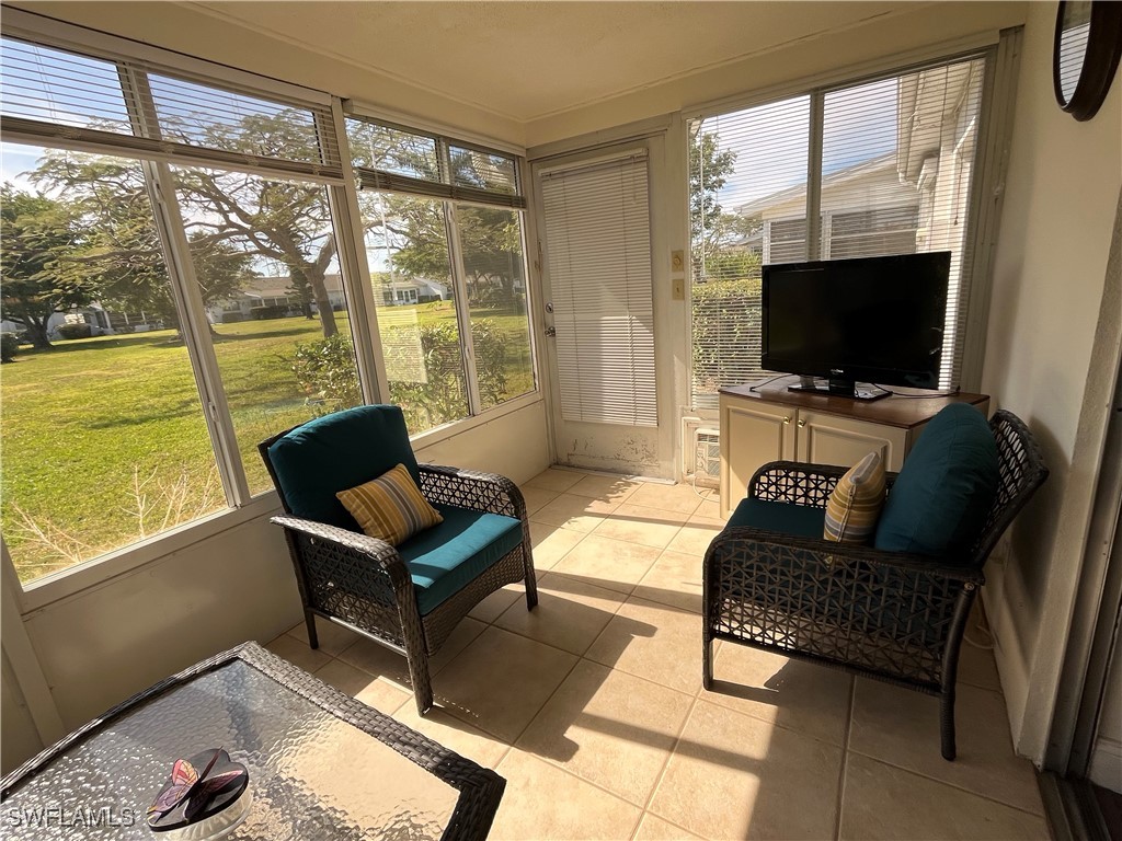 2 Bed Attached for Sale in Fort Myers, photo 25