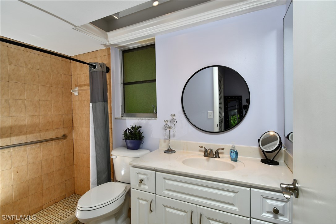2 Bed SingleFamilyResidence for Sale in North Fort Myers, photo 25