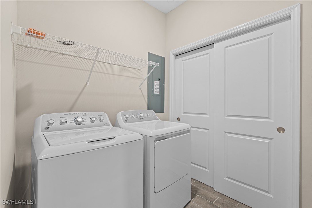 2 Bed Condominium for Sale in Fort Myers, photo 25
