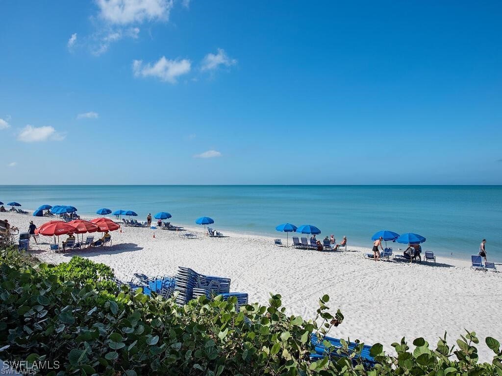2 Bed Attached for Sale in Naples, photo 25