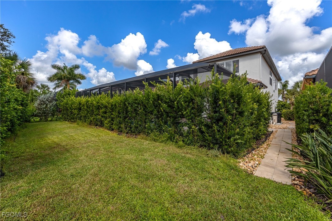 6 Bed Pool Home for Sale in Stoneybrook, photo 25