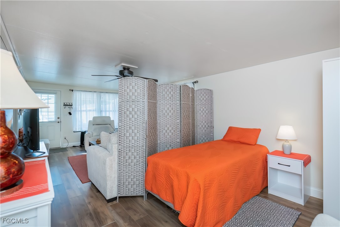 1 Bed ManufacturedHome for Sale in North Fort Myers, photo 25