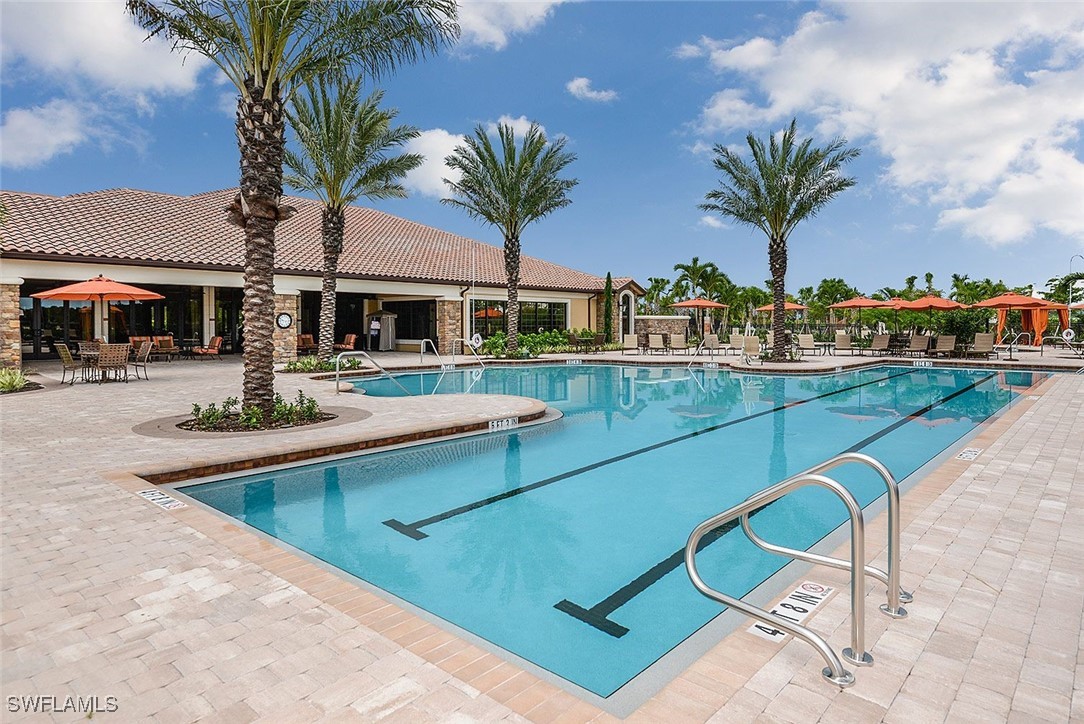 2 Bed Attached for Sale in Naples, photo 25
