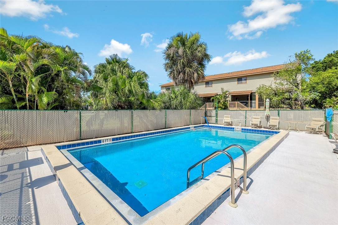 2 Bed Condominium for Sale in Fort Myers, photo 25