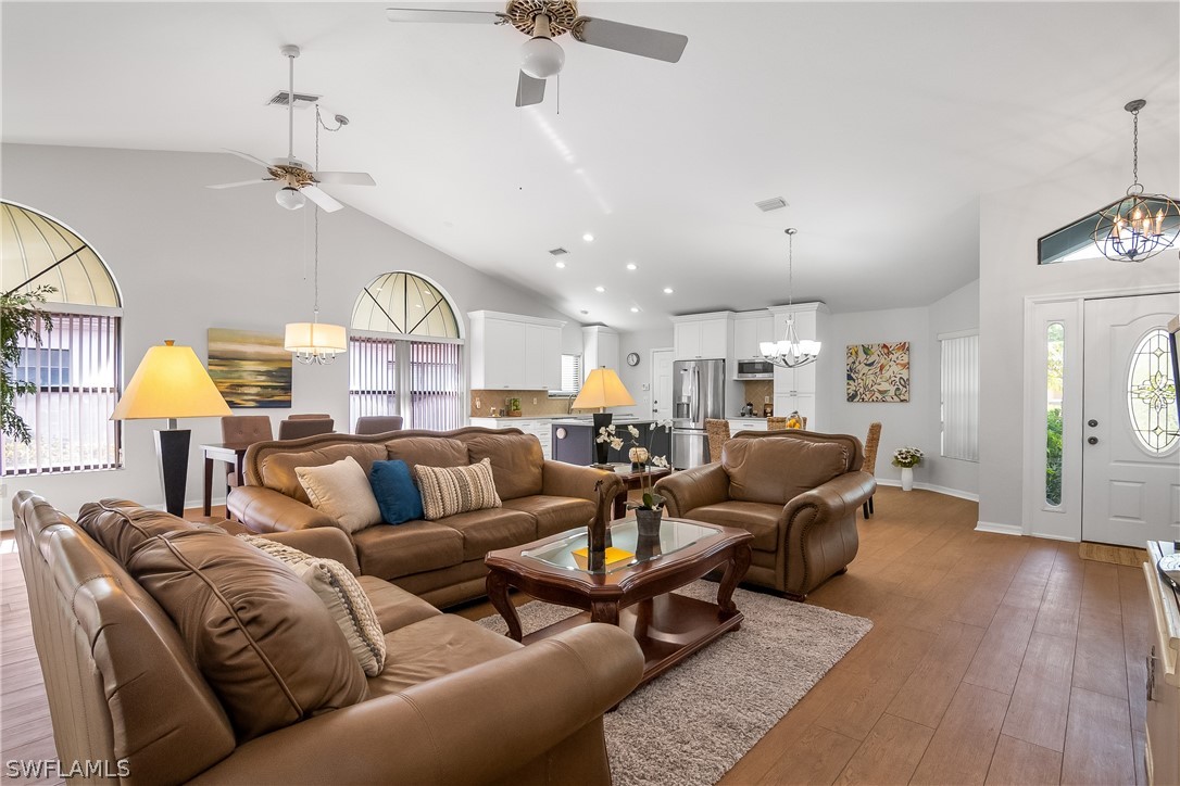 3 Bed SingleFamilyResidence for Sale in Hunters Ridge, photo 25