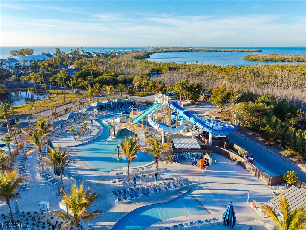 1 Bed Waterfront Home for Sale in Captiva, photo 25