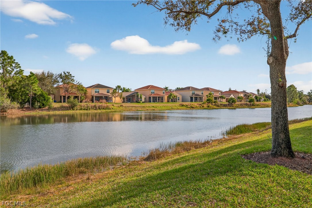 2 Bed Waterfront Home for Sale in Garden Lakes, photo 25