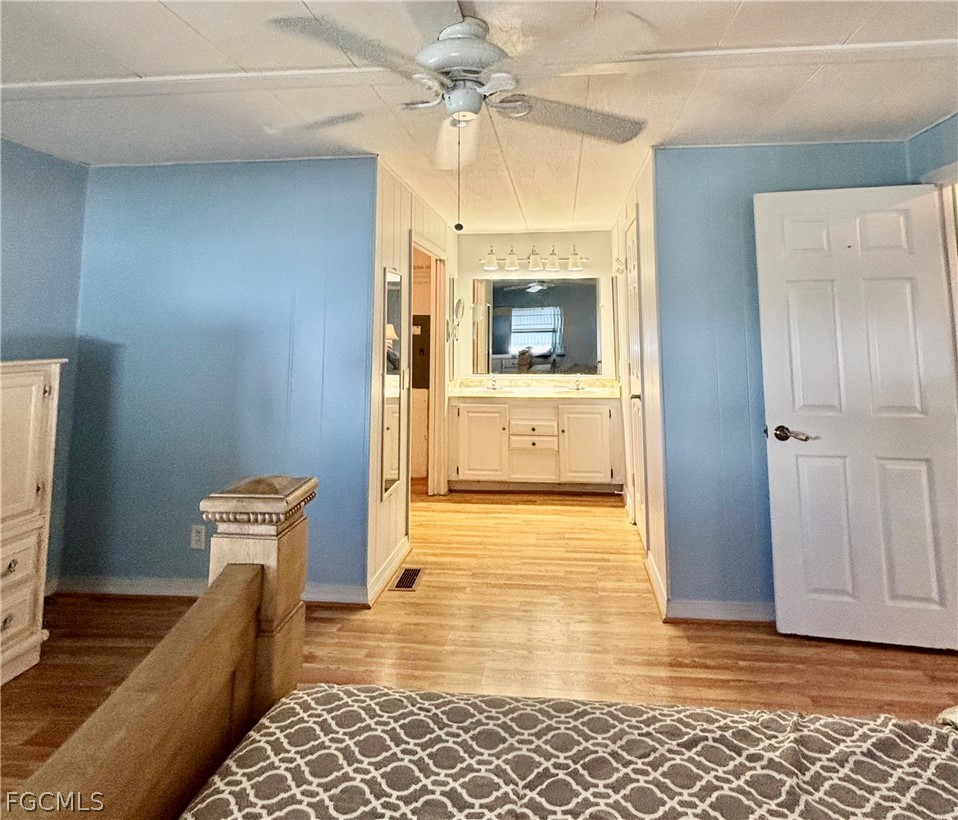 2 Bed ManufacturedHome for Sale in North Fort Myers, photo 25