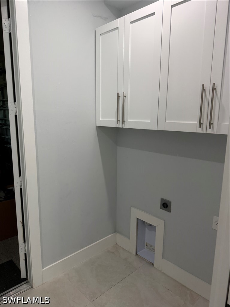 3 Bed SingleFamilyResidence for Sale in Naples, photo 25