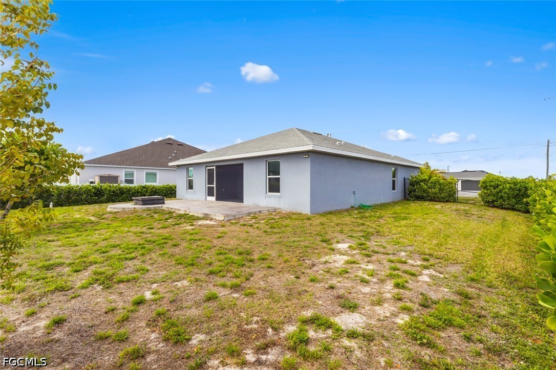 3 Bed SingleFamilyResidence for Sale in Cape Coral, photo 25