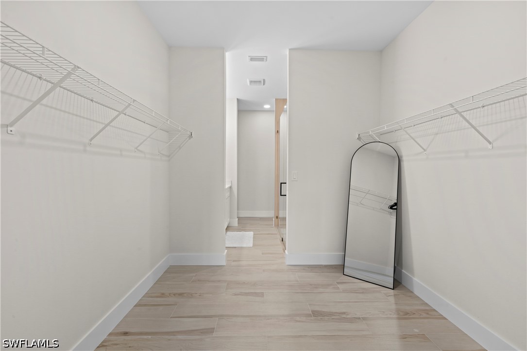 4 Bed SingleFamilyResidence for Sale in Naples, photo 25