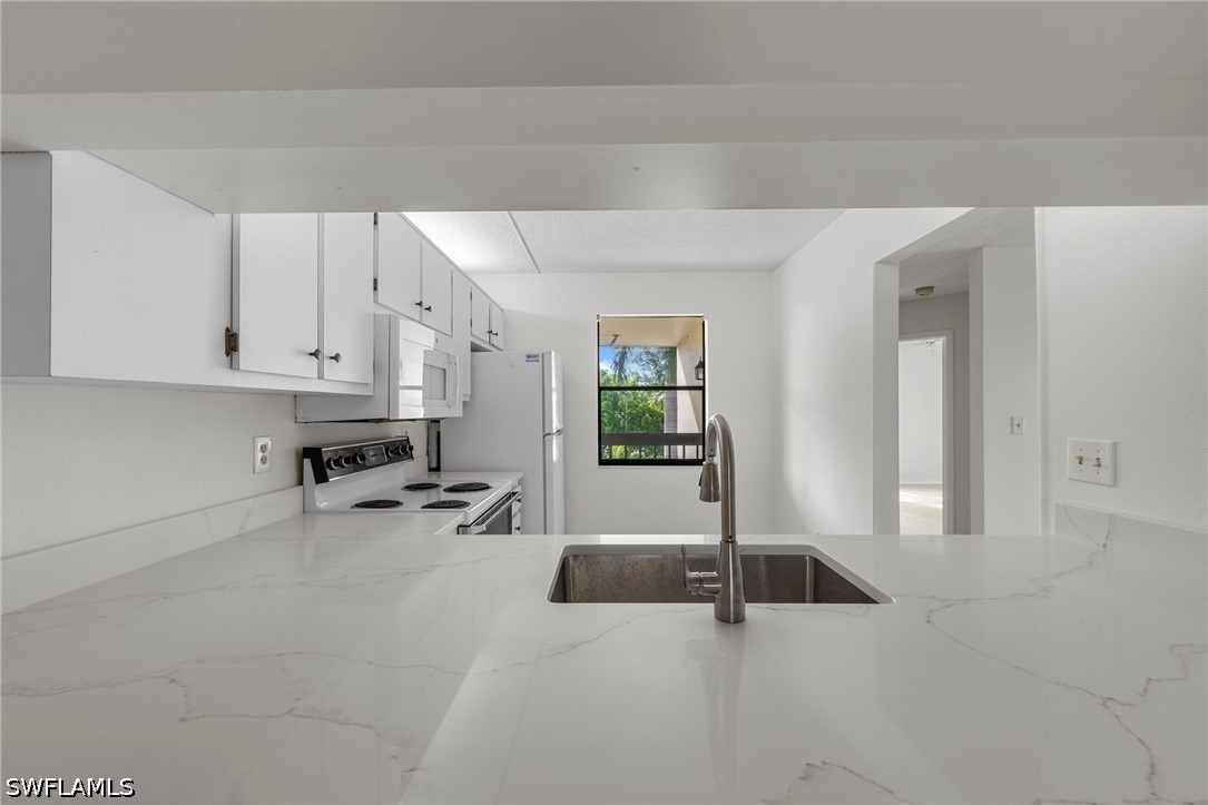 2 Bed Condominium for Sale in Fort Myers, photo 25