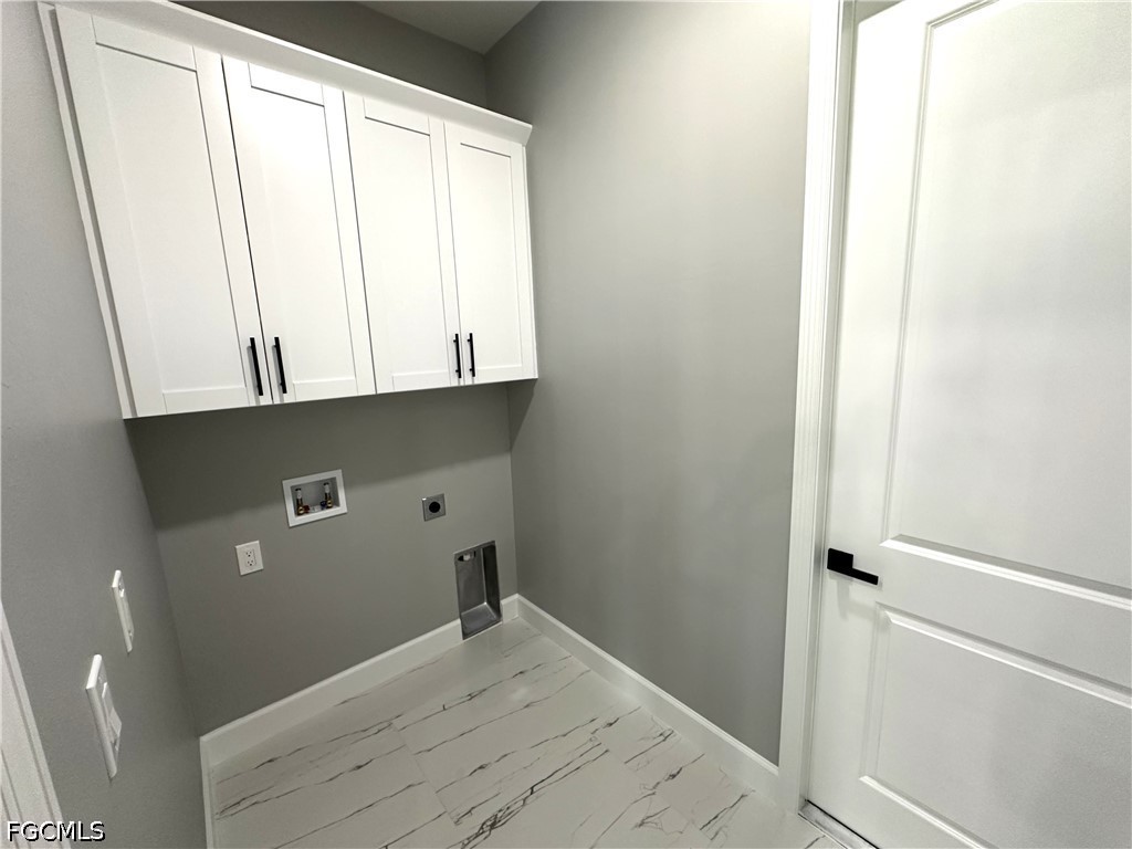 3 Bed SingleFamilyResidence for Sale in Lehigh Acres, photo 25