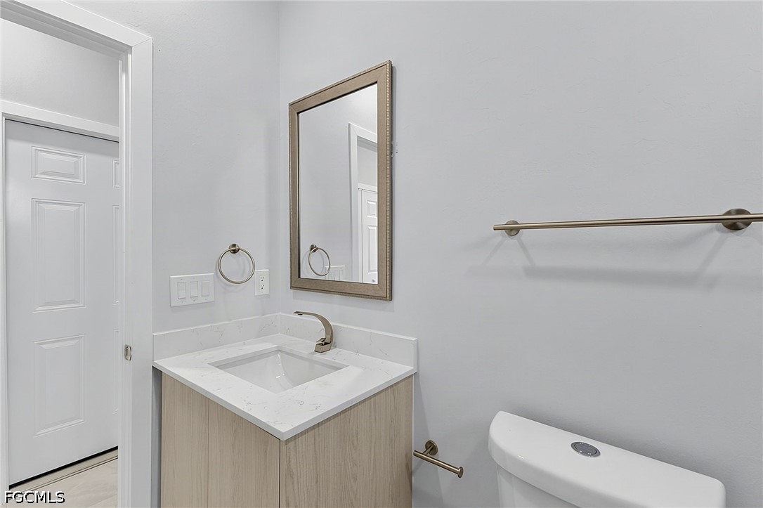 3 Bed SingleFamilyResidence for Sale in Lehigh Acres, photo 25