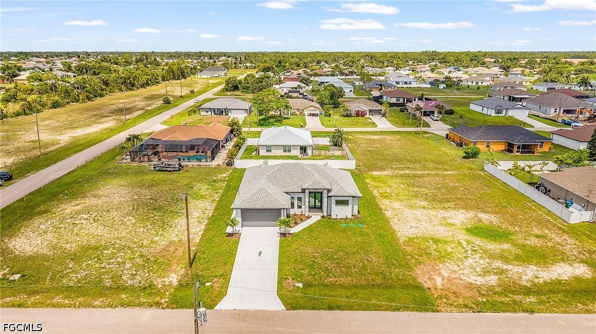 3 Bed SingleFamilyResidence for Sale in Cape Coral, photo 25