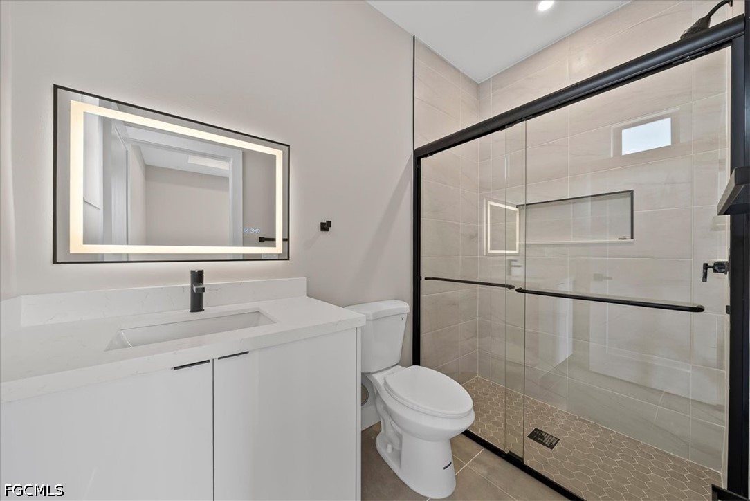6 Bed Duplex for Sale in Lehigh Acres, photo 25