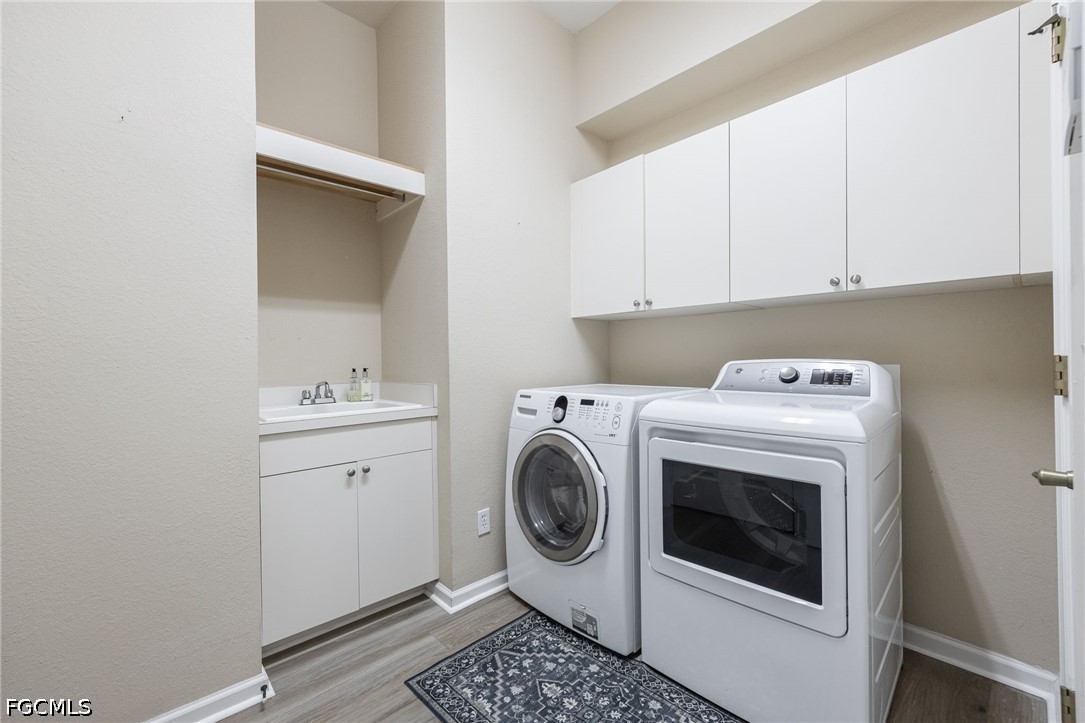 2 Bed SingleFamilyResidence for Sale in Naples, photo 25