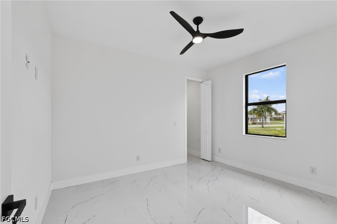4 Bed SingleFamilyResidence for Sale in Cape Coral, photo 25