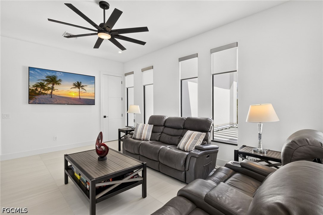 5 Bed Pool Home for Sale in Cape Coral, photo 25