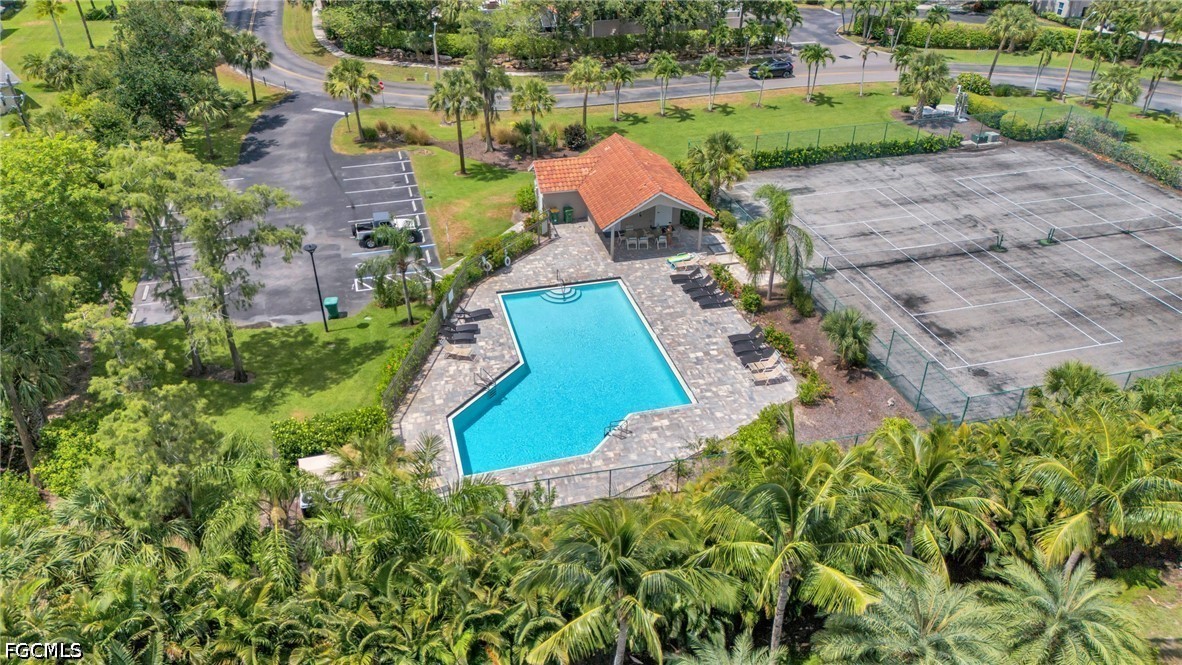 3 Bed Attached for Sale in Naples, photo 25