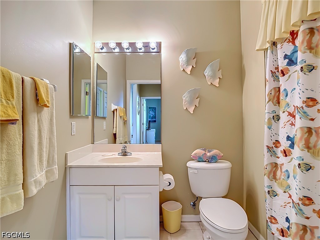 2 Bed Waterfront Home for Sale in Fort Myers, photo 25