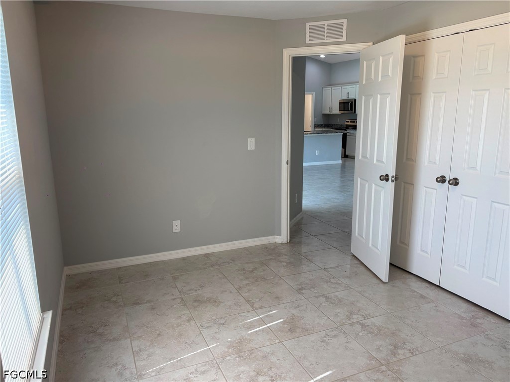 3 Bed SingleFamilyResidence for Sale in Cape Coral, photo 25