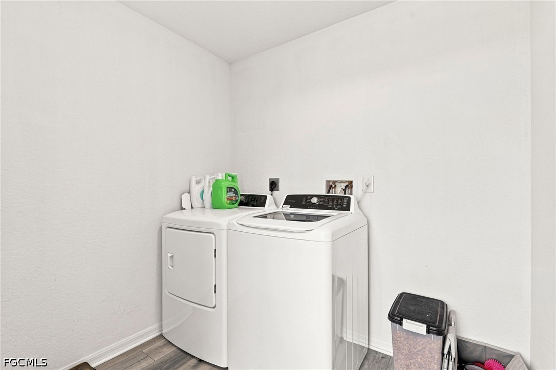 3 Bed SingleFamilyResidence for Sale in Cape Coral, photo 25