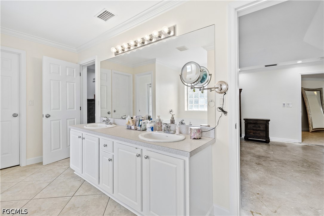 4 Bed Pool Home for Sale in Cape Coral, photo 25