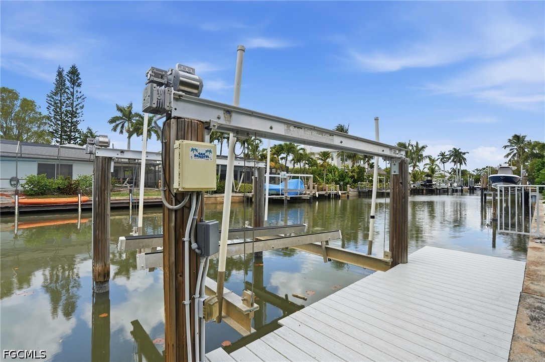3 Bed Pool Home for Sale in Royal Harbor, photo 25