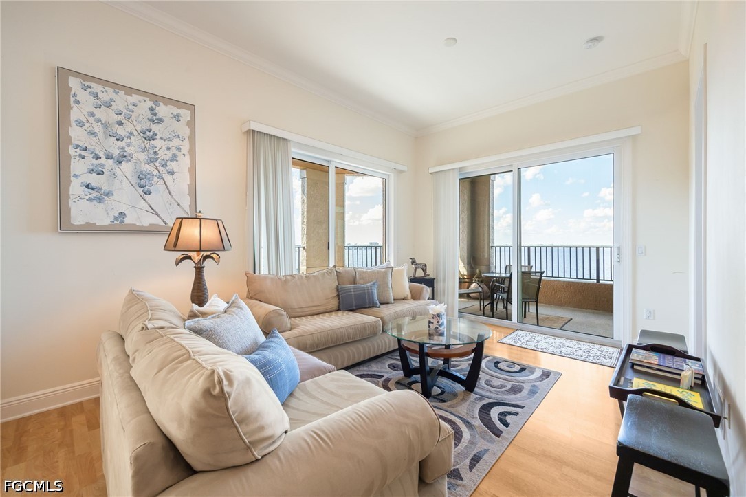 3 Bed Waterfront Home for Sale in Alta Mar, photo 25