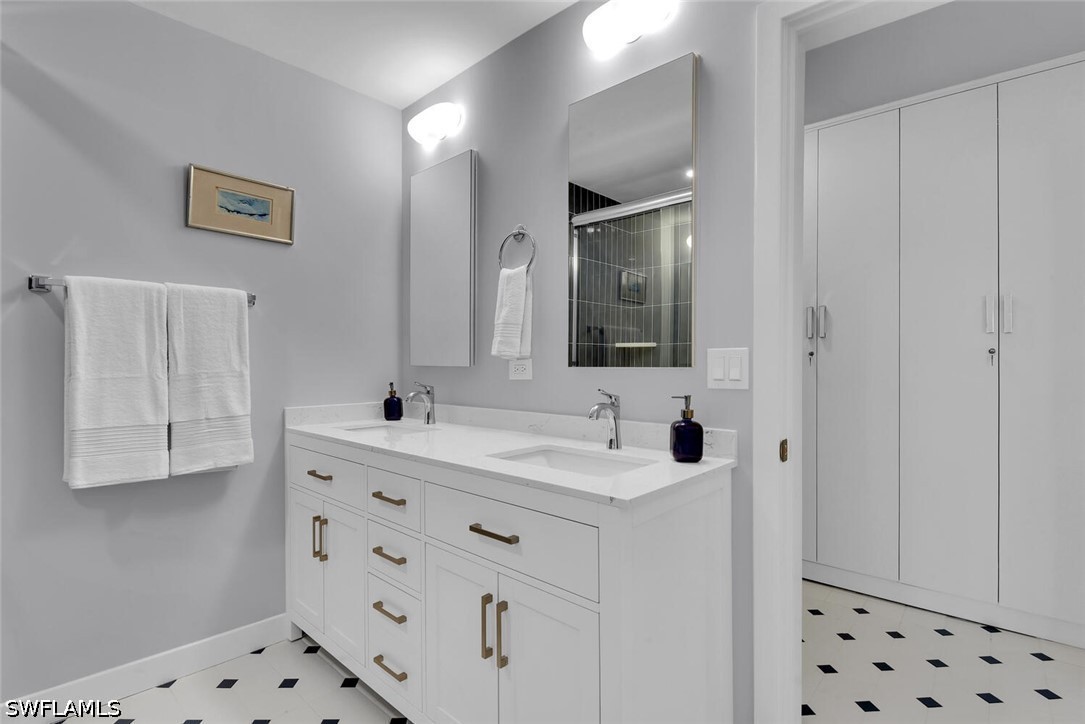 4 Bed SingleFamilyResidence for Sale in Naples, photo 25