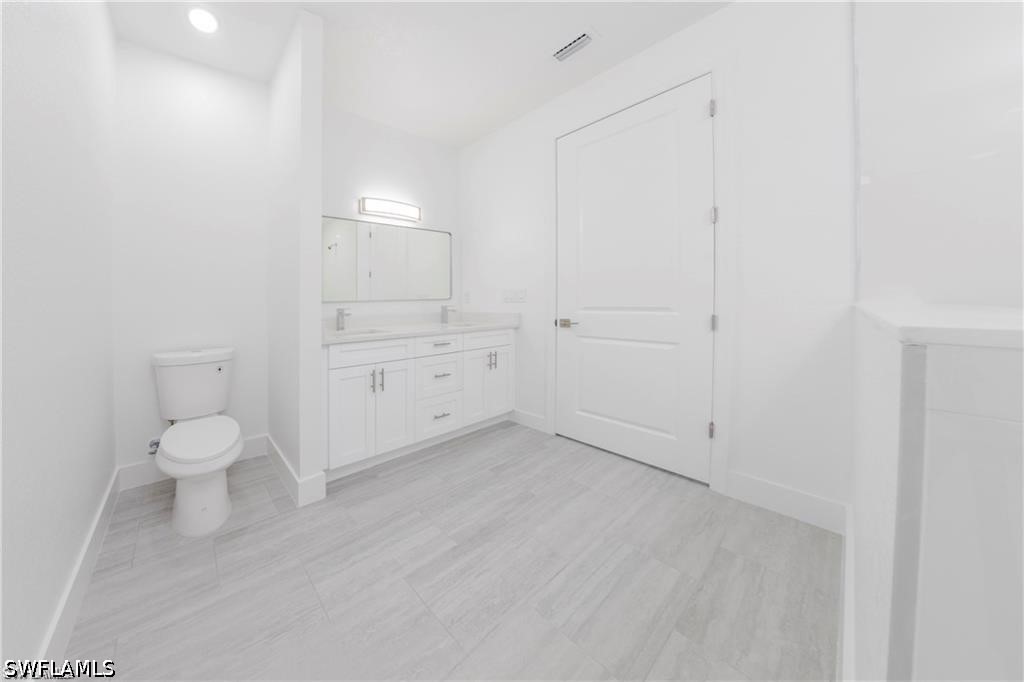3 Bed SingleFamilyResidence for Sale in Lehigh Acres, photo 25