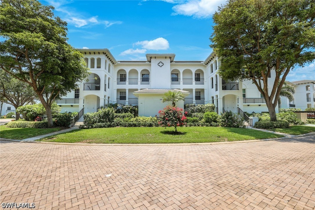 3 Bed Condominium for Sale in Breakwater, photo 25