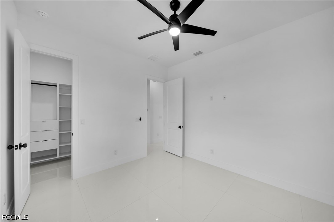 3 Bed Waterfront Home for Sale in Cape Coral, photo 25