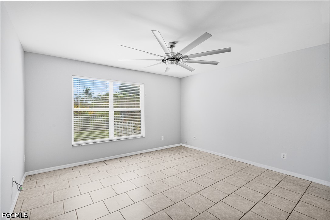 3 Bed SingleFamilyResidence for Sale in The Meadow, photo 25
