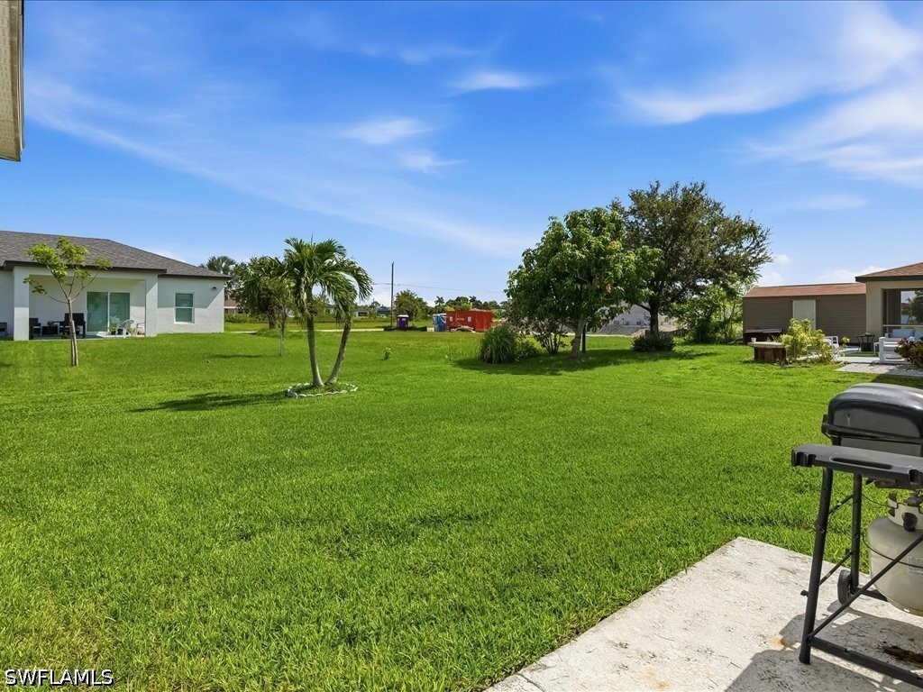 3 Bed SingleFamilyResidence for Sale in Cape Coral, photo 25