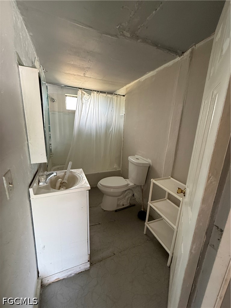 3 Bed SingleFamilyResidence for Sale in Lakeview Terr, photo 25