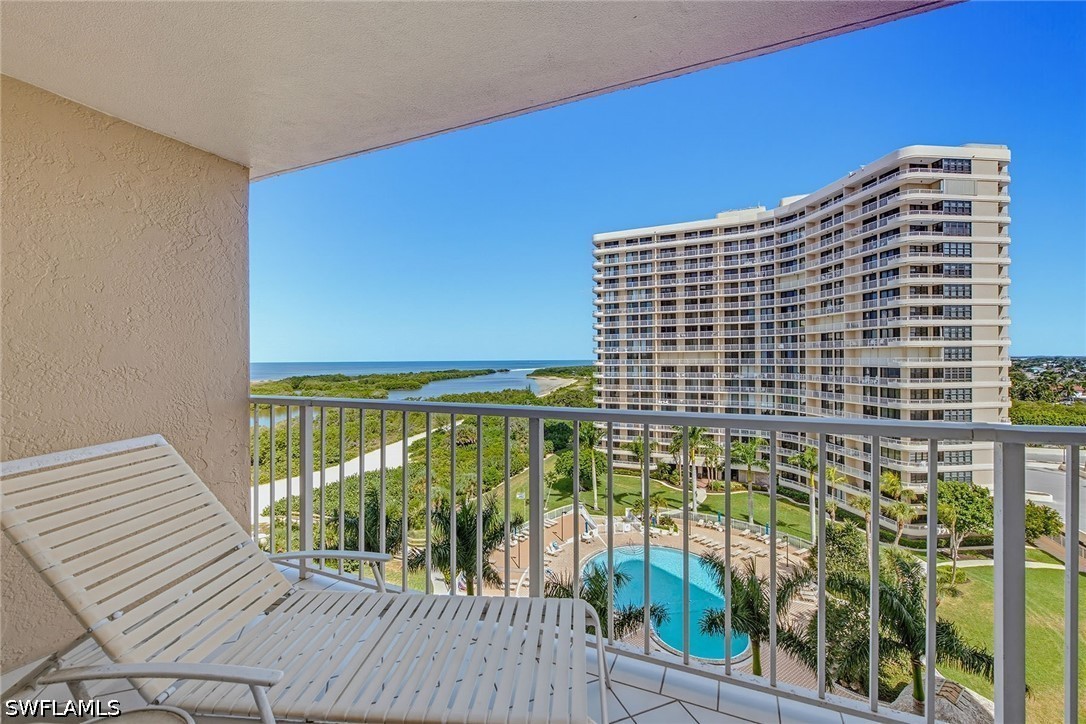 2 Bed Waterfront Home for Sale in Marco Island, photo 25