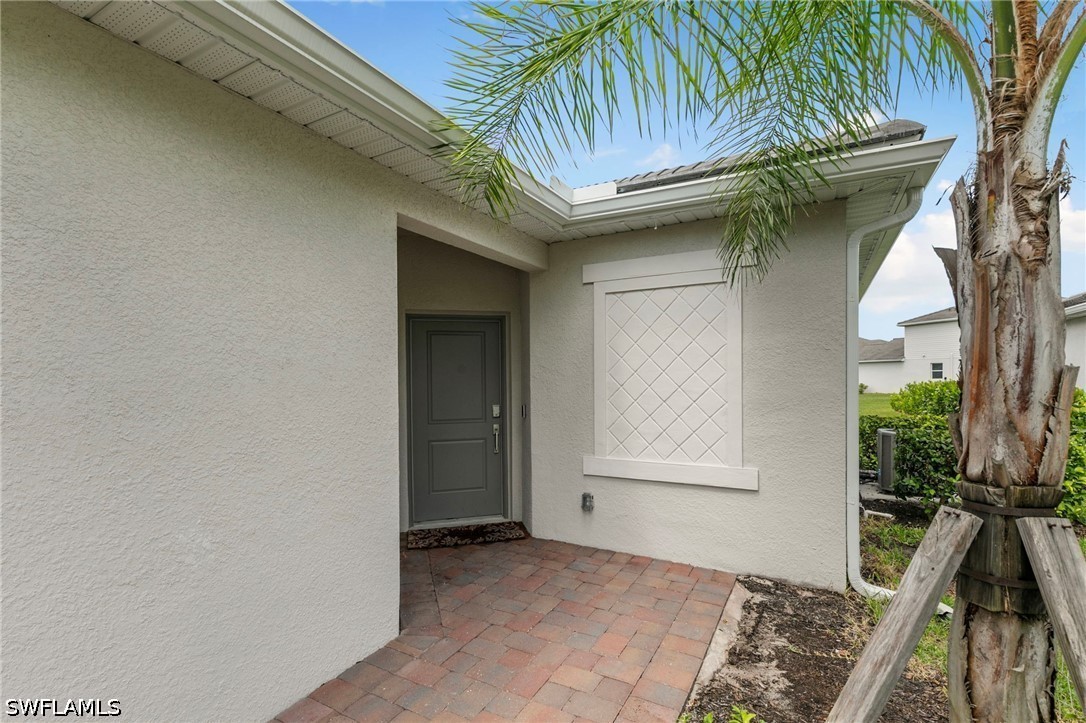 3 Bed Attached for Sale in Naples, photo 25