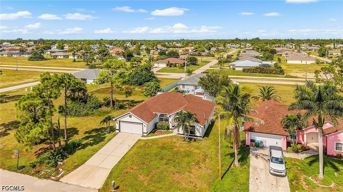 4 Bed SingleFamilyResidence for Sale in Cape Coral, photo 25
