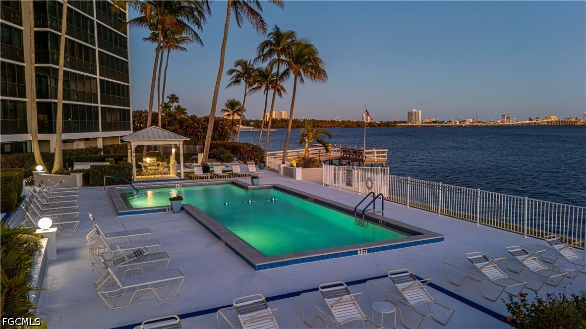 3 Bed Waterfront Home for Sale in North Shore Place, photo 25