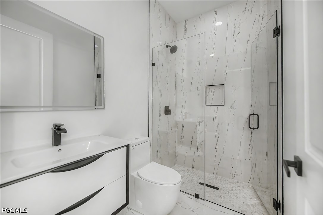 3 Bed SingleFamilyResidence for Sale in Lehigh Acres, photo 25