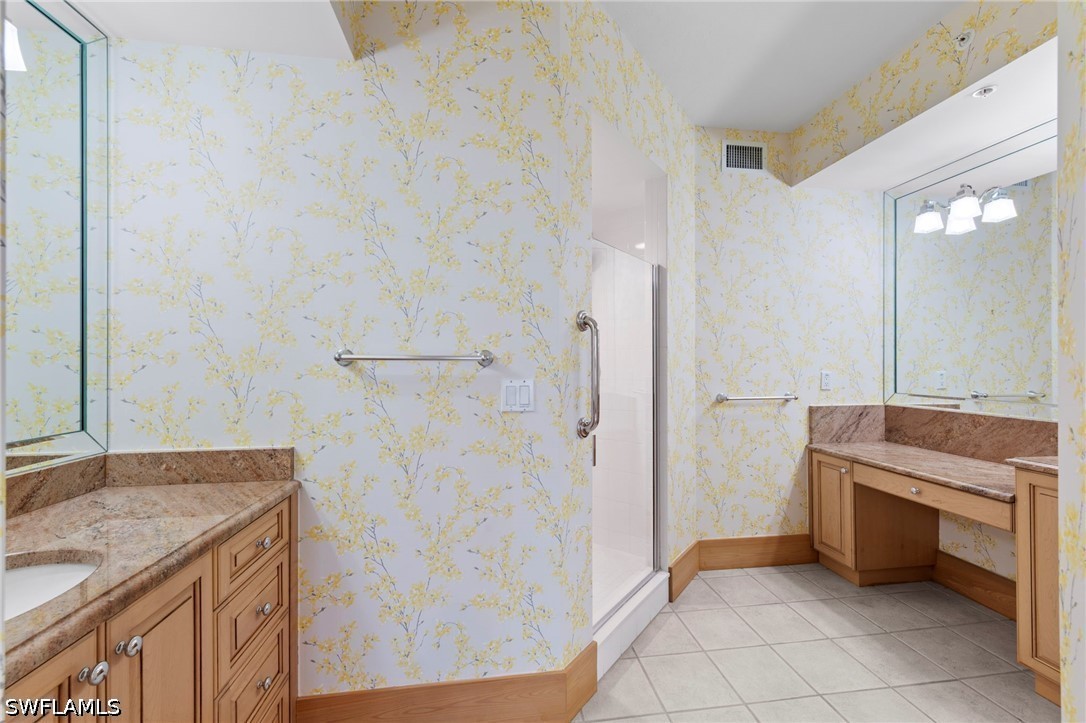 3 Bed Waterfront Home for Sale in Naples, photo 25