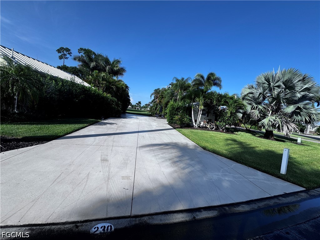 Waterfront Home for Sale in Labelle, photo 25