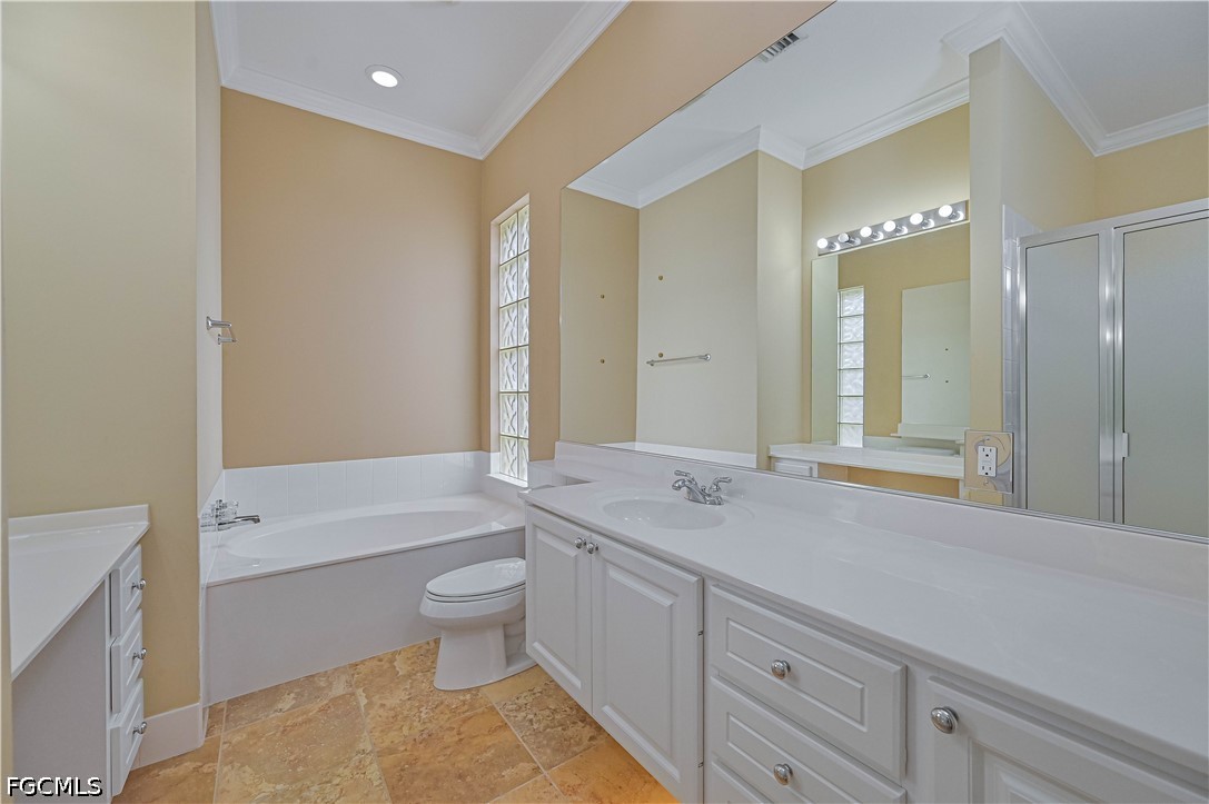 3 Bed Pool Home for Sale in Verona Walk, photo 25