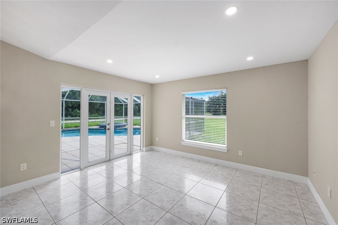 3 Bed Pool Home for Sale in Golden Gate Estates, photo 25