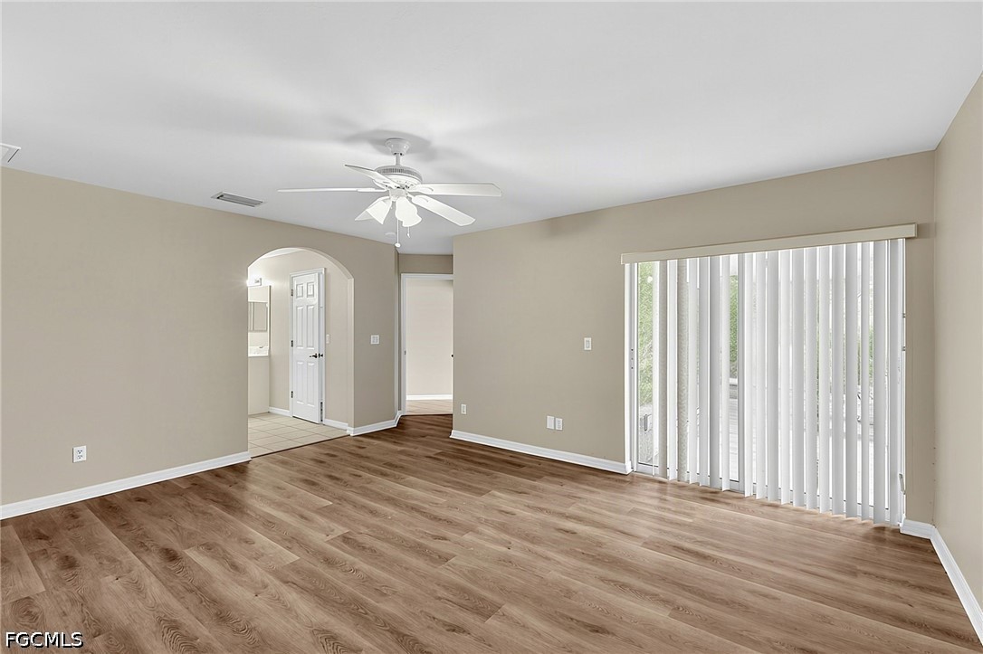3 Bed SingleFamilyResidence for Sale in Cape Coral, photo 25