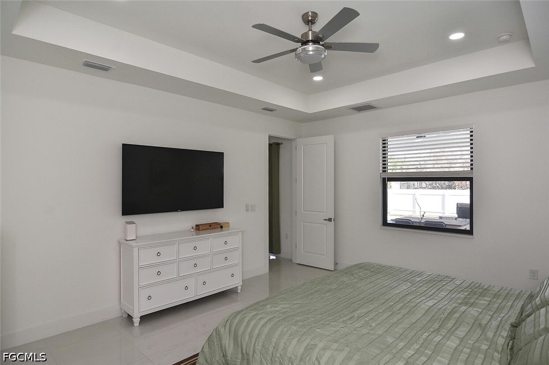 3 Bed Pool Home for Sale in Cape Coral, photo 25