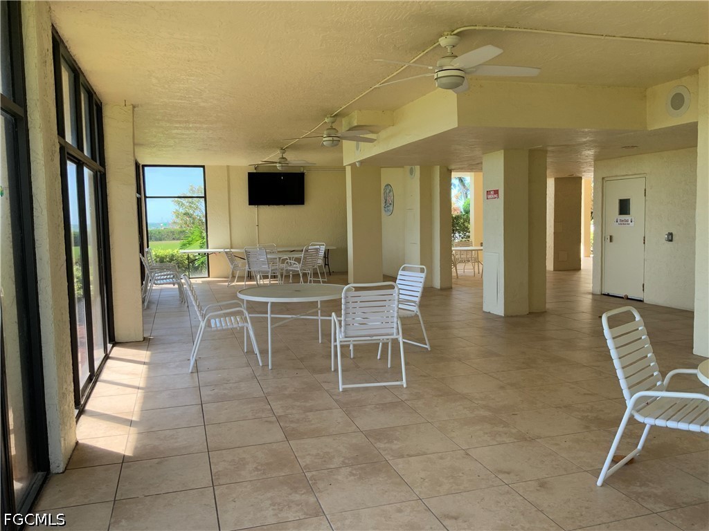 1 Bed Waterfront Home for Sale in Fort Myers Beach, photo 25